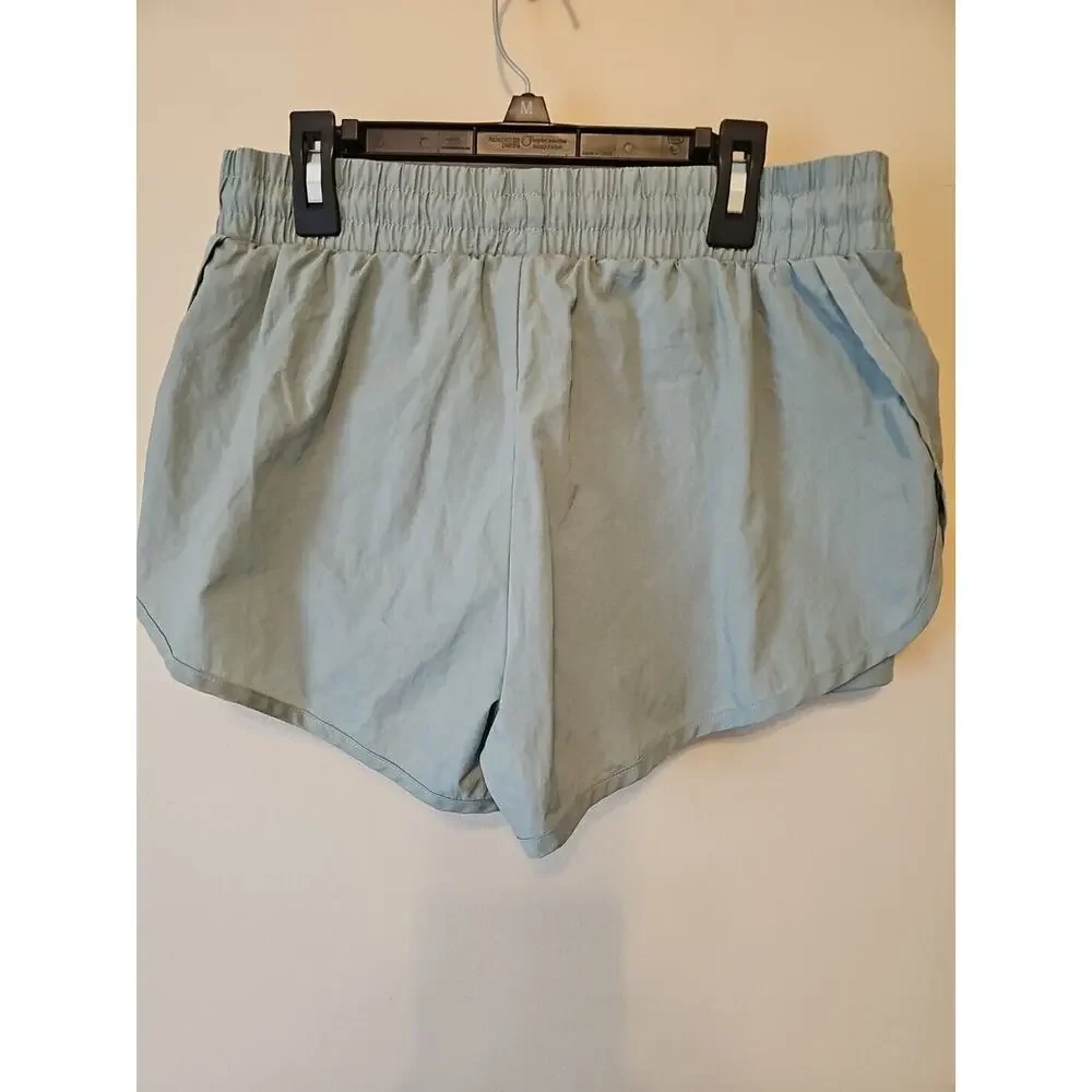 Victoria Secret On Point Sage Green Athletic Shorts Size Small‎